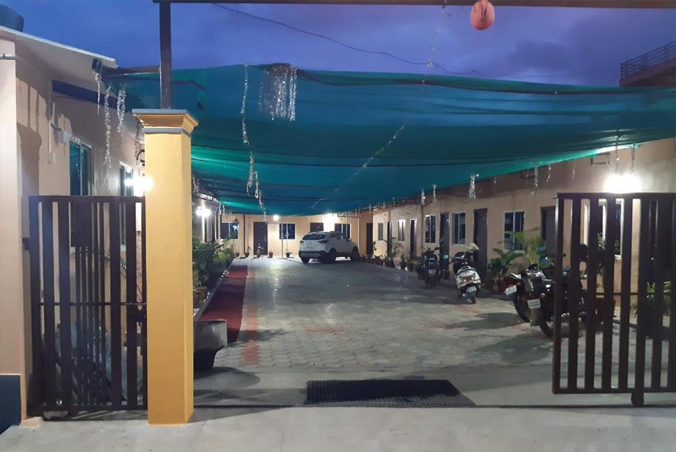 Sri Nandini Guest House Chikmagalūr Εξωτερικό φωτογραφία